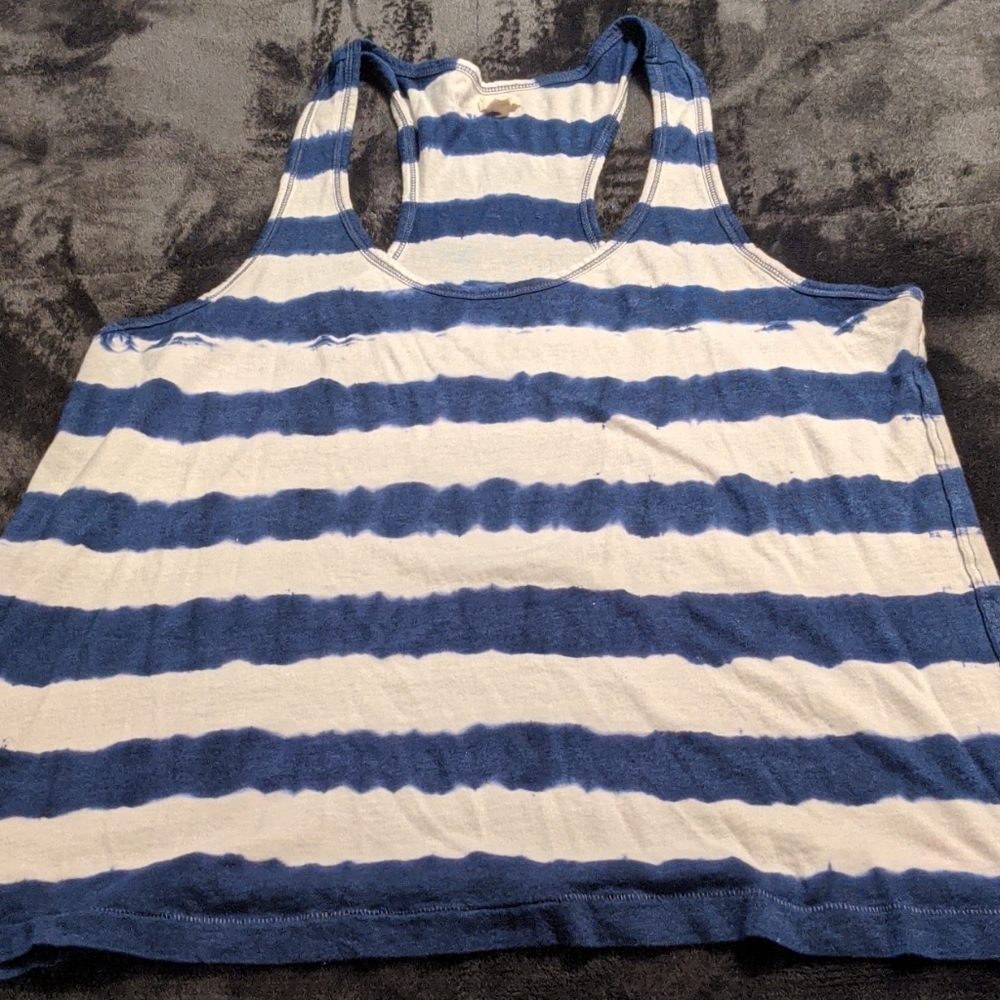 Aerie tank